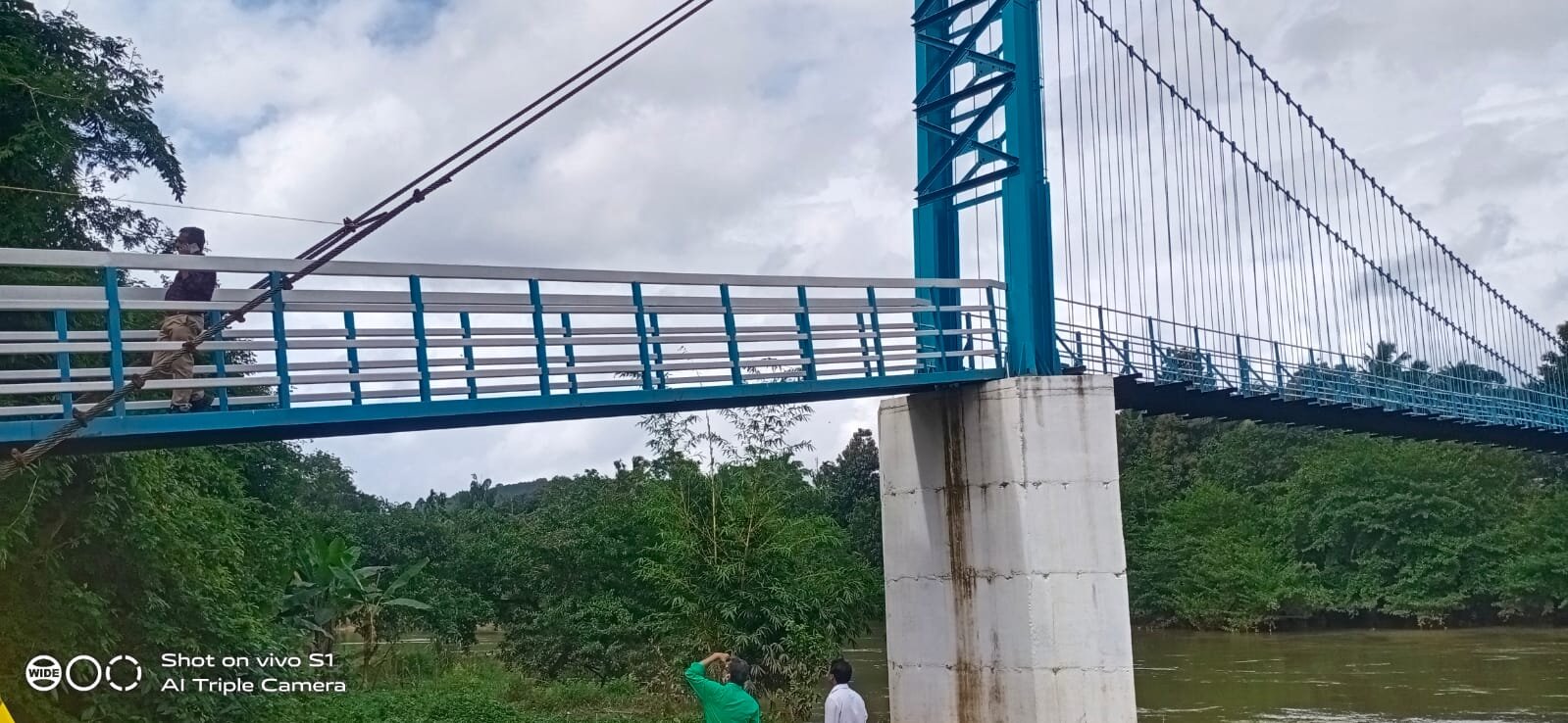 Kakkad Kadavu Hanging Bridge BY SILK